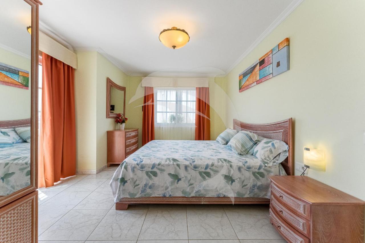 Apartamentos Los Delfines エル・メダノ エクステリア 写真