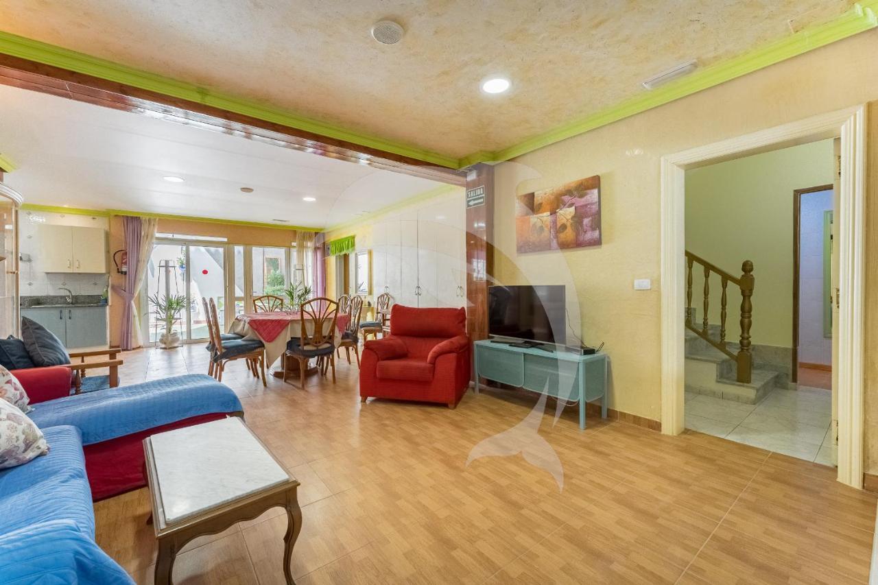 Apartamentos Los Delfines エル・メダノ エクステリア 写真